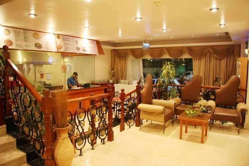 Ramee Garden Hotel Apartments アブダビ エクステリア 写真
